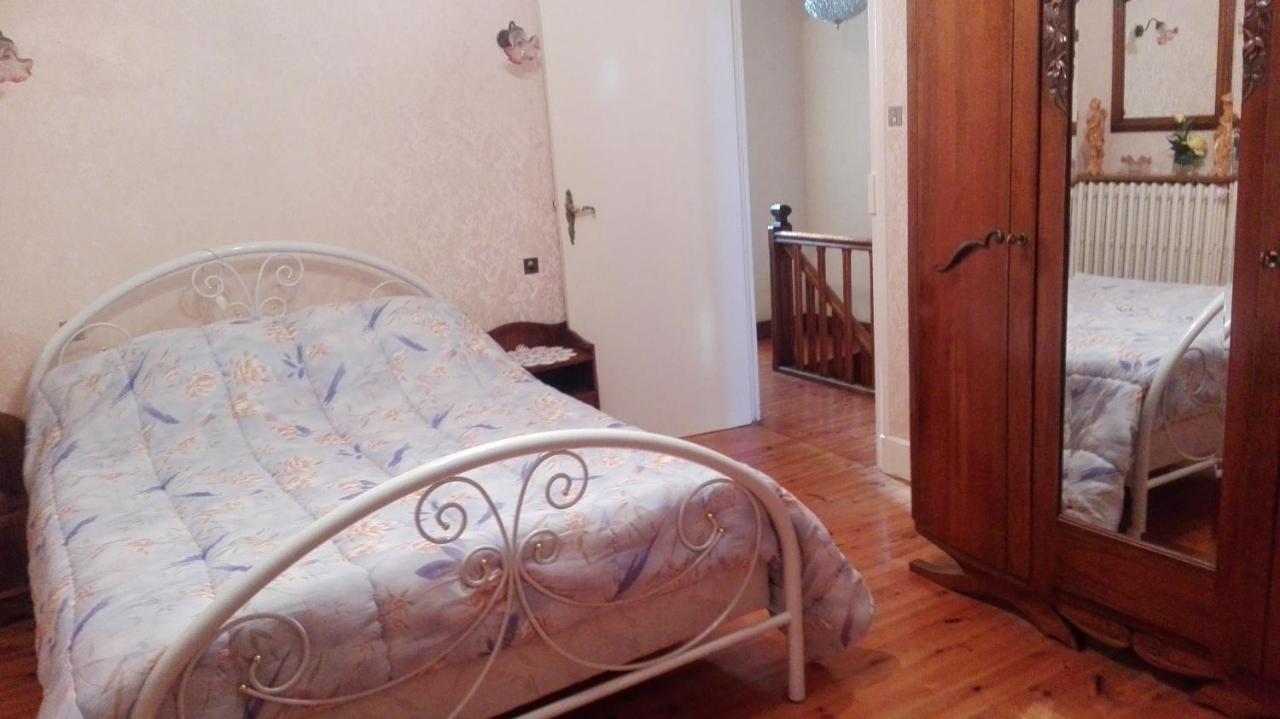 Villa chez Patricia Cransac Esterno foto